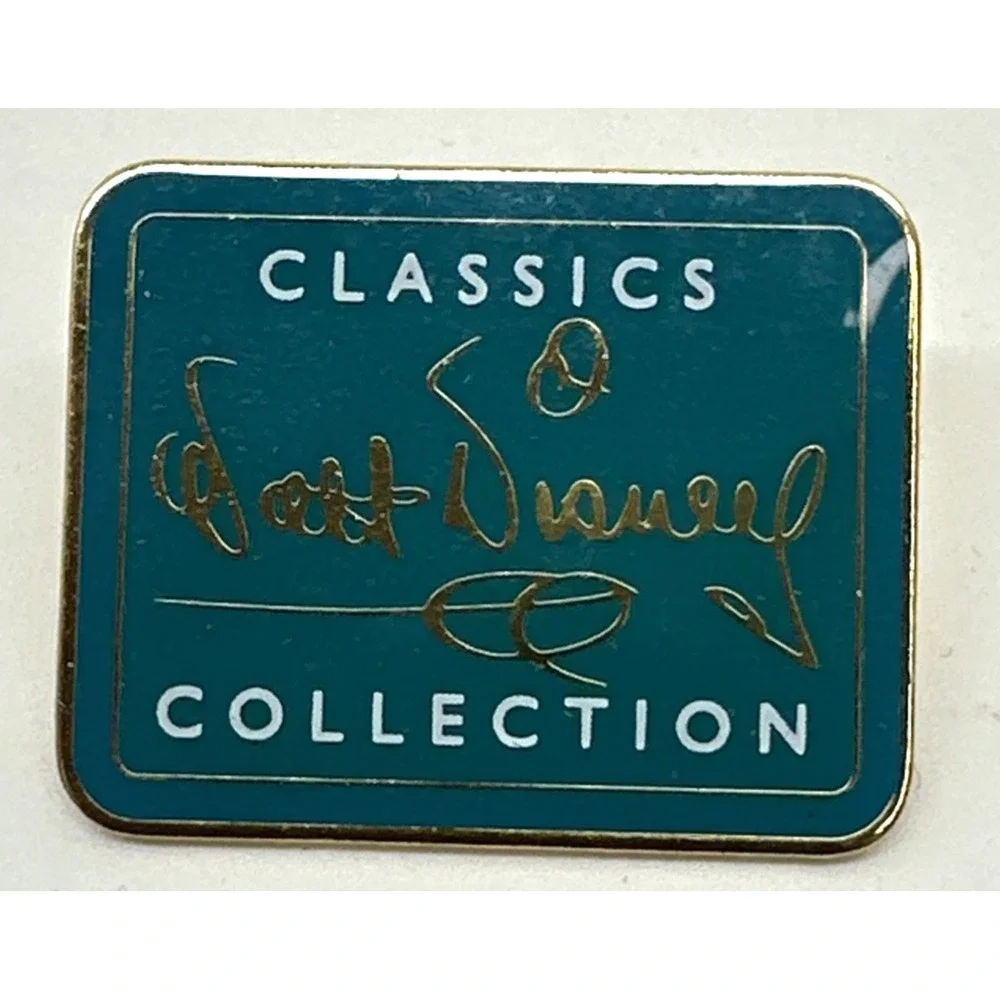 WDCC Walt Disney Classics Collection Logo Collector Pin Teal Club Member Teal